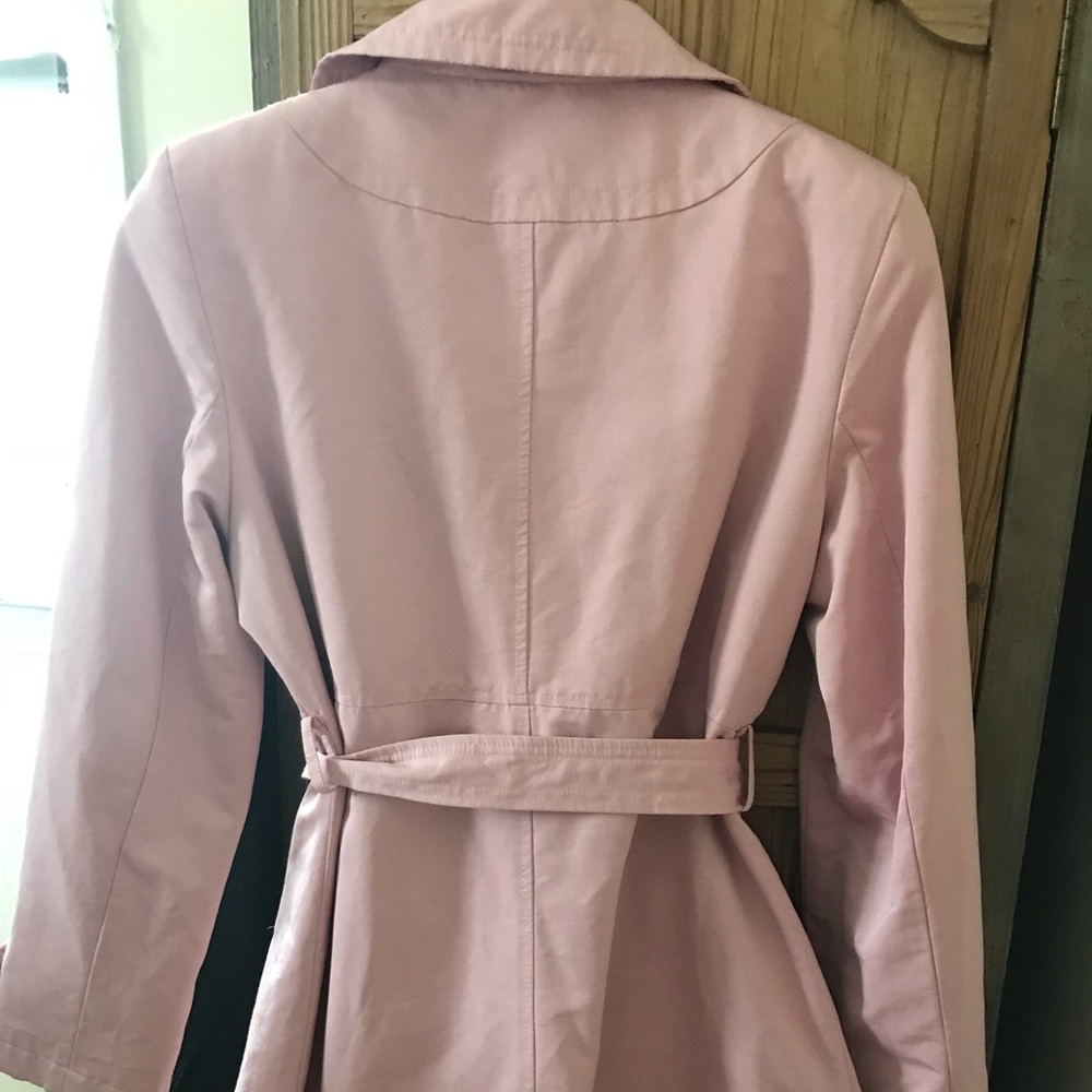 Spring/fall trench coat - Picture 3 of 4
